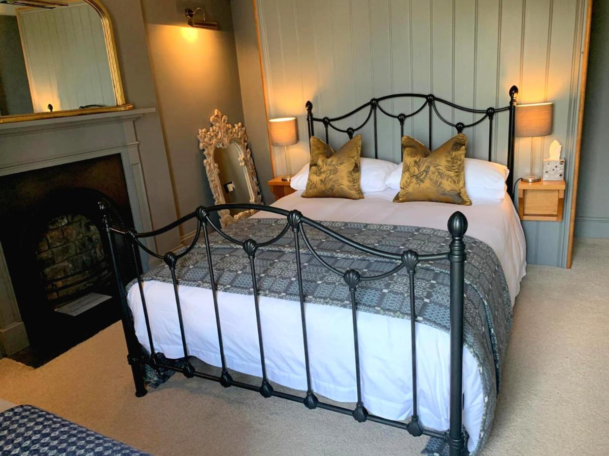 Dylan Thomas Sea View Bed & Breakfast ลาจห์น ภายนอก รูปภาพ
