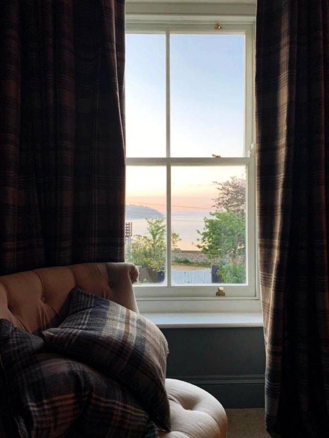 Dylan Thomas Sea View Bed & Breakfast ลาจห์น ภายนอก รูปภาพ