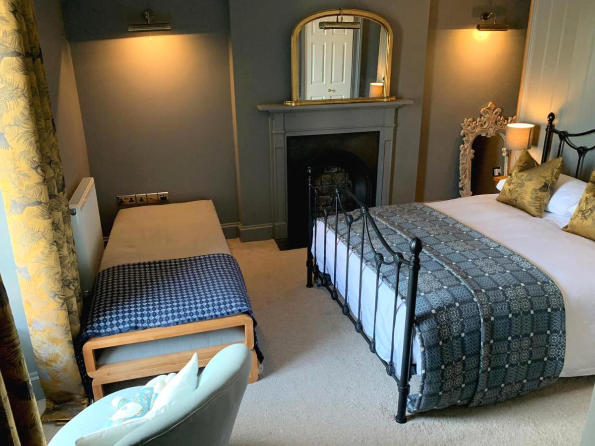 Dylan Thomas Sea View Bed & Breakfast ลาจห์น ภายนอก รูปภาพ